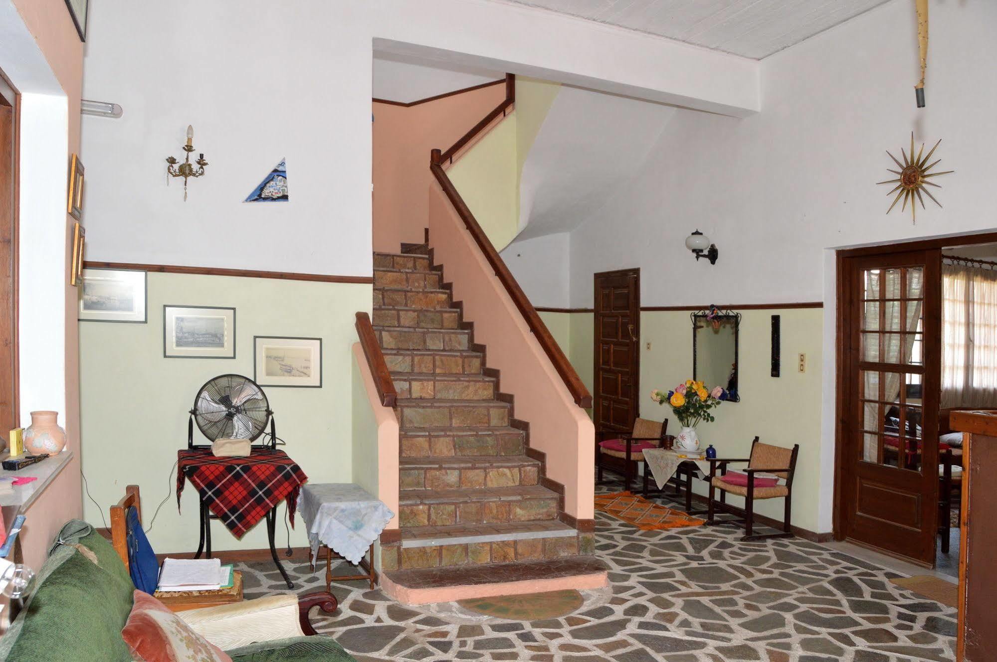 Miranta Hotel - Apartments & Studios Aegina Bagian luar foto